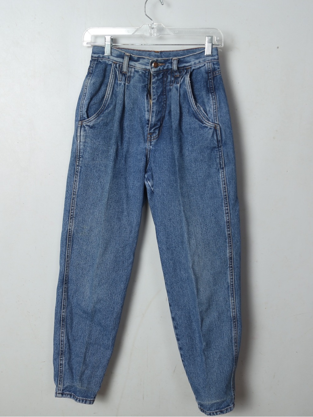 bill blass Blue High-Waist Tapered Jeans